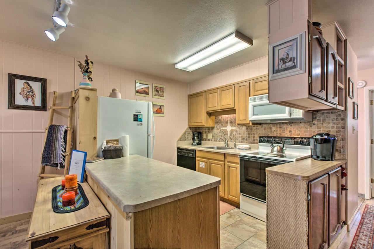 Red River Ski Condo On Main St - Mtn View! Ngoại thất bức ảnh